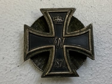 IMPERIAL GERMANY 1870 IRON CROSS 1st CLASS SCREW BACK