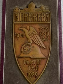 1929 NAZI GERMAN PARTY RALLY CASED TABLE MEDAL IN ORIGINAL CASE