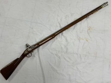 REPRODUCTION BROWN BESS FLINTLOCK MUSKET