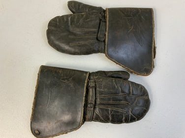VINTAGE LARGE LEATHER MOTORCYCLE GLOVES