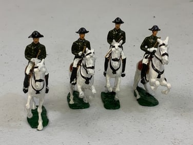 LOT OF PAINTED LEAD TOY SOLDIERS - HORSEMAN