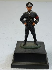 VINTAGE GERMAN SS OFFICER LEAD SOLDIER FIGURE ON DISPLAY STAND