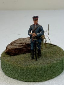 VINTAGE IMPERIAL GERMAN LEAD TOY SOLDIER FIGURE ON DISPLAY BASE STAND