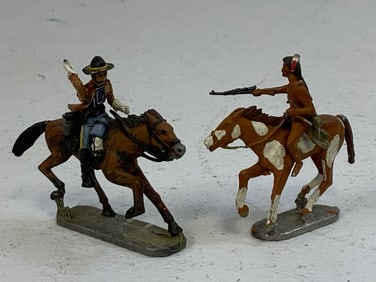VINTAGE COWBOY AND INDIAN TOY SOLDIERS FIGURES