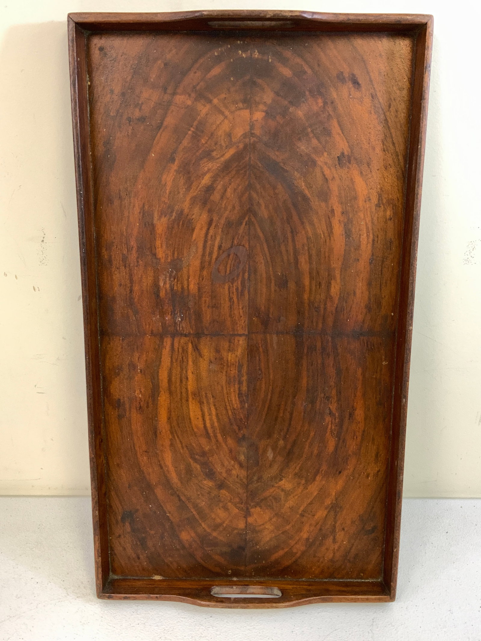 ANTIQUE OAK BOSTON USA SERVING TRAY C.1750: ANTIQUE OAK BOSTON USA SERVING TRAY C.1750. VERY NICE CONDITION. 12 1/2" X 23" X 1 1/2" SIZE. FROM DR. PAUL D WYNN COLLECTION.