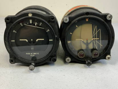VINTAGE AICRAFT INSTRUMENT GAUGES: VINTAGE AICRAFT INSTRUMENT GAUGES. LOT OF 2