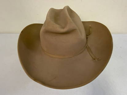 USA WESTERN COWBOY STYLE HAT: USA WESTERN COWBOY STYLE HAT . WELL USED CONDITION . MAKER MARKED .