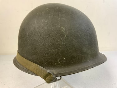 WWII US MILITARY M-1 HELMET WITH LINER