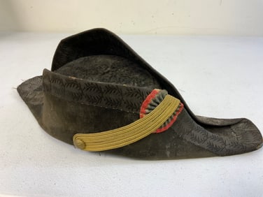 ANTIQUE FRENCH BICORNE HAT
