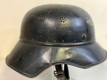 THIRD REICH GERMANY AIR RAID PROTECTION LUFTSCHUTZ GLADIATOR HELMET