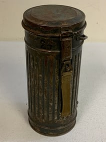 WWII GERMAN MILITARY GAS MASK AND FILTER WITH CANISTER