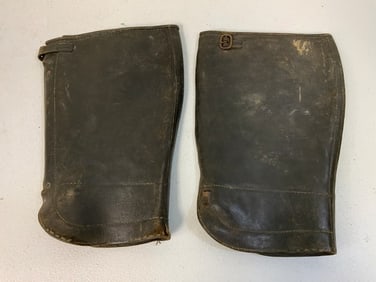 WWII GERMAN OFFICERS MATCHED PAIR OF LEATHER GAITERS