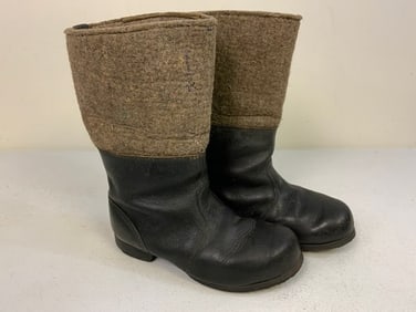 WWII GERMAN MILITARY WINTER EASTERN FRONT FELT AND LEATHER COMBAT BOOTS PAIR