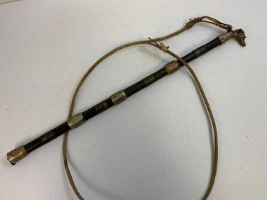 ANTIQUE DECORATED SILVER DOG HEAD FITTINGS ANIMAL TRAINING WHIP