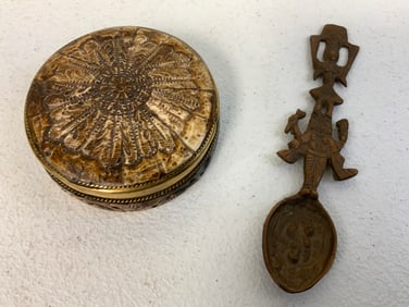 INDONESIA ANTIQUE ALTAR ITEMS