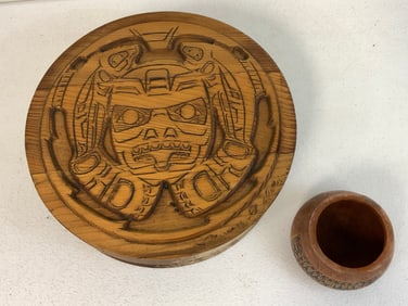 NATIVE AMERICAN NORTHWEST HAIDA TRIBE VINTAGE JAR AND ROUND BOX