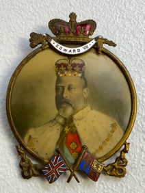 ANTIQUE EDUARD VII KING OF UNITED KINGDOM PORTRAIT IN ENAMELED FRAME
