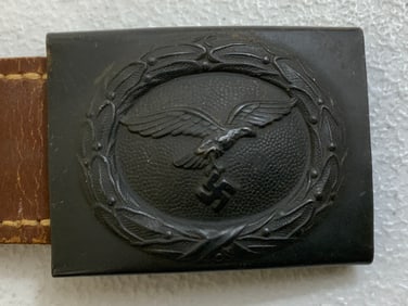WWII GERMAN LUFTWAFFE PAINTED STEEL BELT BUCKLE WITH LEATHER TAB