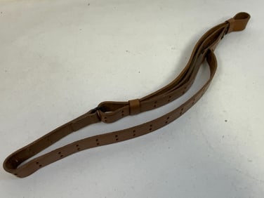 US LEATHER RIFLE SLING MARKED SAGINAW 1944