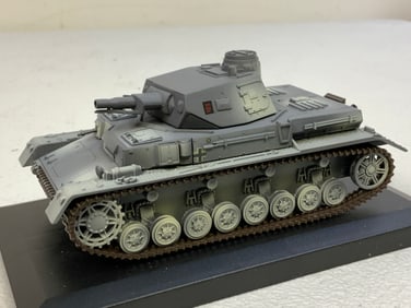 WWII GERMAN PANZER IV AUS F.D DIE CAST MODEL