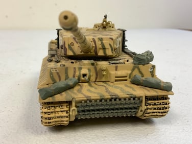 WWII GERMAN TIGER 1 DIE CAST MODEL CUSTOM DETAILED