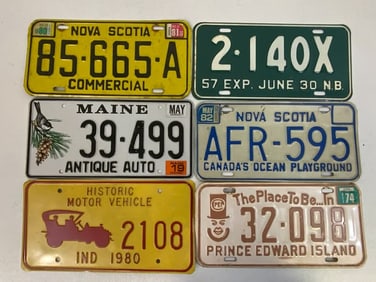 VINTAGE AUTOMOTIVE CANADIAN AND AMERICAN STATES LICENCE PLATES