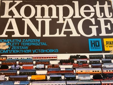 VINTAGE DDR EAST GERMAN PIKO HO GAUGE MODEL TRAIN SET