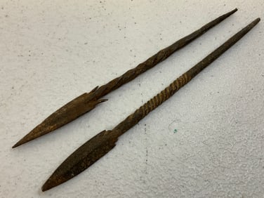 ANTIQUE MEDIEVAL STYLE LONG TANG IRON ARROWHEADS