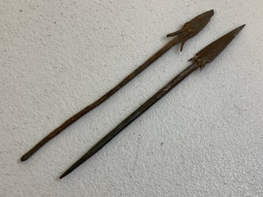 ANTIQUE MEDIEVAL STYLE LONG TANG IRON ARROWHEADS
