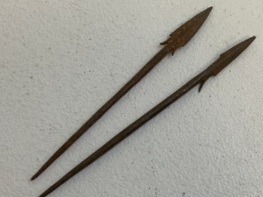 ANTIQUE MEDIEVAL STYLE LONG TANG IRON ARROWHEADS