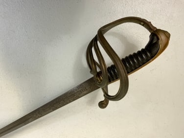 ANTIQUE FRENCH GUARD OFFICER SWORD