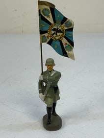 GERMAN NAZI PERIOD LINEOL / ELASTOLIN TOY SOLDIER FLAG BEARER