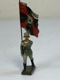 GERMAN NAZI PERIOD LINEOL / ELASTOLIN TOY SOLDIER FLAG BEARER