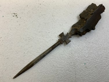 WWI GERMAN TRENCH ART SPIKE KNIFE SRAPNEL HANDLE IRON CROSS DECORATED