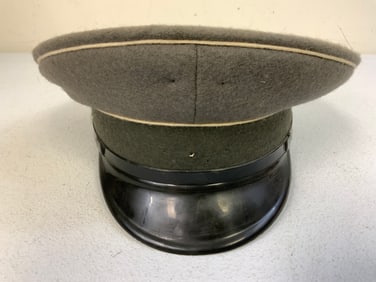 EAST GERMANY DDR VINTAGE EAST GERMAN ARMY VISOR HAT