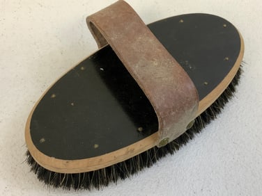 WWII GERMAN CAVALRY HORSE CLEANING BRUSH
