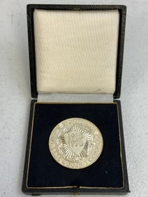 USSR MVD CRIMINAL INVESTIGATION DIRECTORATE ANNIVERSARY TABLE MEDAL WITH BOX