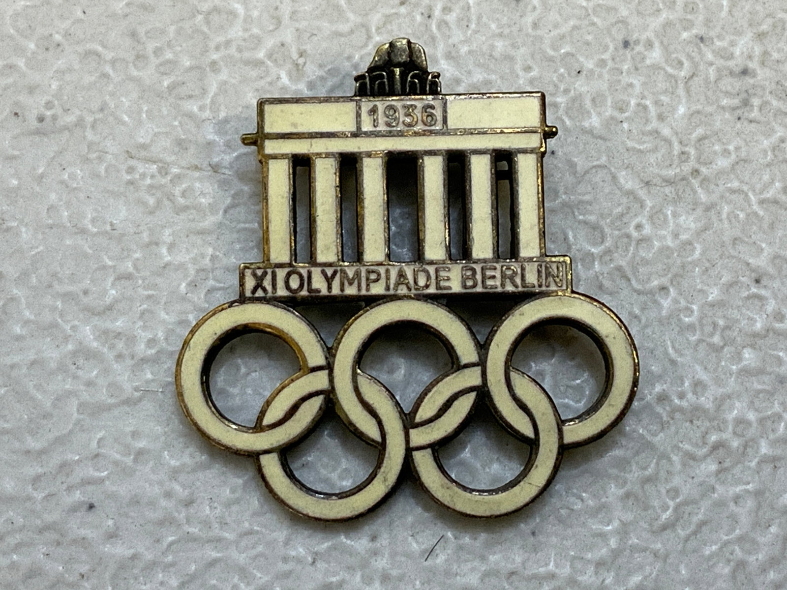 GERMANY THIRD REICH 1936 OLYMPICS ENAMELED BADGE: GERMANY THIRD REICH 1936 OLYMPICS ENAMELED BADGE. MAKER MARKED.