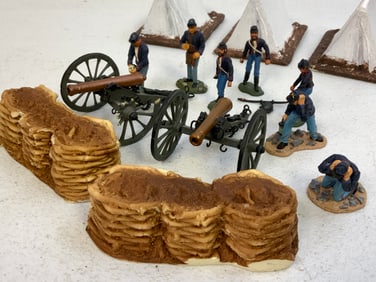 CIVIL WAR UNION ARTILLERY BATTERY LEAD TOY SOLDIERS