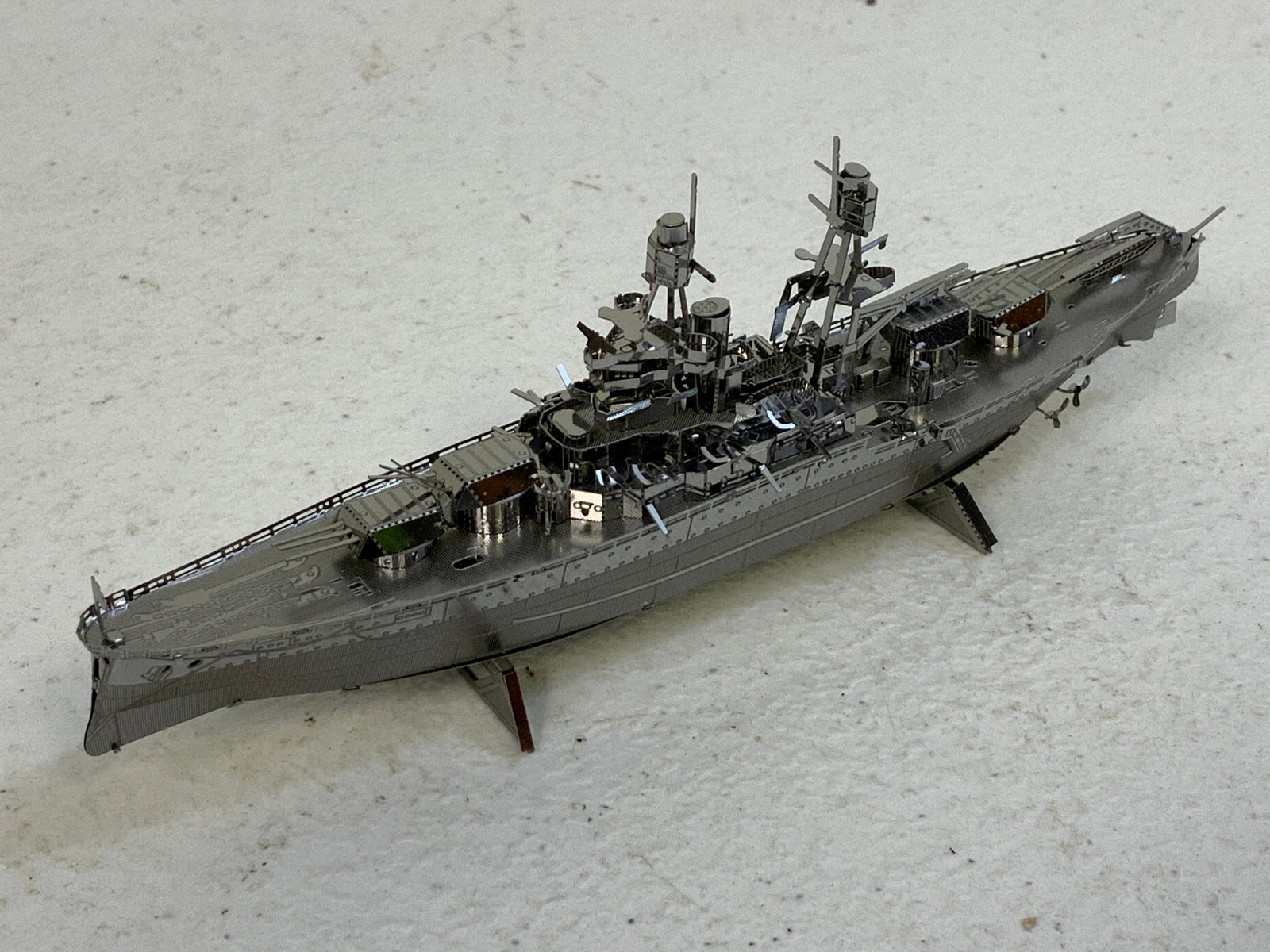 WWII USS ARIZONA BATTLESHIP ALL METAL MODEL: WWII USS ARIZONA BATTLESHIP ALL METAL MODEL. 5 1/2" LONG.