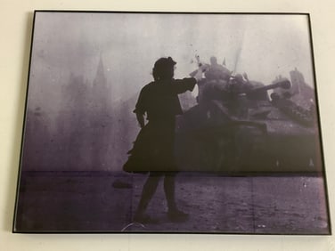 FRENCH GIRL GREATING AMERICAN SHERMAN TANKS IN FRANCE FRAMED LARGE PHOTO