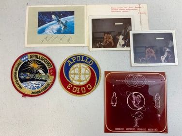 VINTAGE SIGNED APOLLO SOYUZ TEST PROJECT LOT