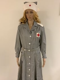 UNITED STATES WWII ERA AMERICAN FEMALE MEDIC NURSE UNIFORM