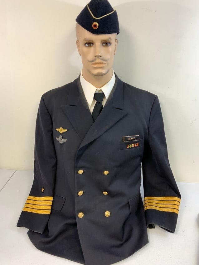 GERMAN NAVY CAPTAIN COMPLETE UNIFORM NAMED AND RESEARCHED: GERMAN NAVY CAPTAIN COMPLETE UNIFORM NAMED AND RESEARCHED. GERD KIEHNLE. STARTED CAREER IN 1969 AND WAS TRAINE IN USA FLYING JETS. LATER FLEET COMMANDER IN GLUCKSBURG AND SQUADRON COMMANDER NAVAL AIR 