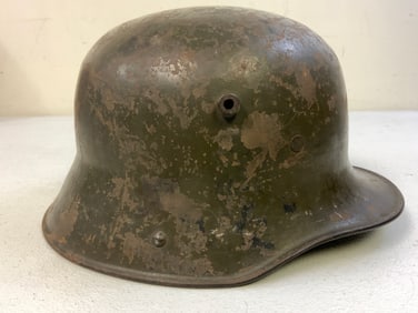IMPERIAL GERMAN WWI M16 HELMET