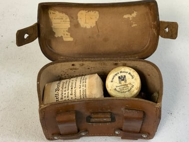 WWII GERMAN MEDIC FIRST AID LEATHER POUCH WITH CONTENTS