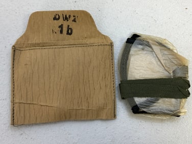 WWII GERMAN DUST GOGGLES & PAPER PACKET