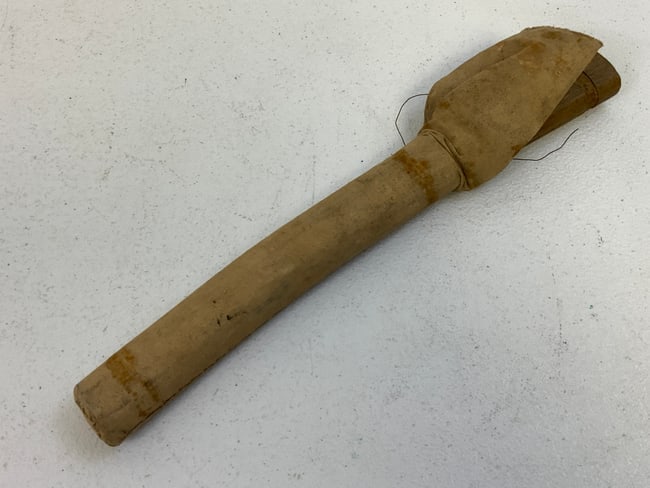 WWII JAPANESE KAMIKAZE SUICIDE SEPPUKU KNIFE TANTO DAGGER: WWII JAPANESE KAMIKAZE SUICIDE SEPPUKU KNIFE TANTO DAGGER. WOODEN SCABBARD AND GRIP INCASED IN CLOTH COVER. BLADE SHOWS AGE AND DARKENING.13" LONG WITH 7 1/2" LONG BLADE.