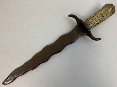 ANTIQUE BALTIC OR SCANDINAVIAN LARGE HAND FORGED DAGGER KNIFE WITH BONE HANDLE
