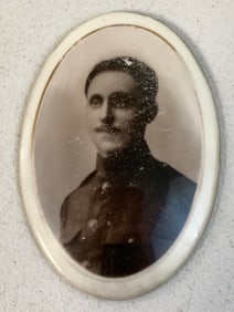 RUSSIAN CIVIL WAR WHITE ARMY VETERAN PORCELAIN PORTRAIT PICTURE.